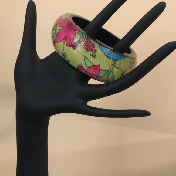 Vtg Lucite Bangle Bright Green Floral Wide Heavy - Picture 2 of 10